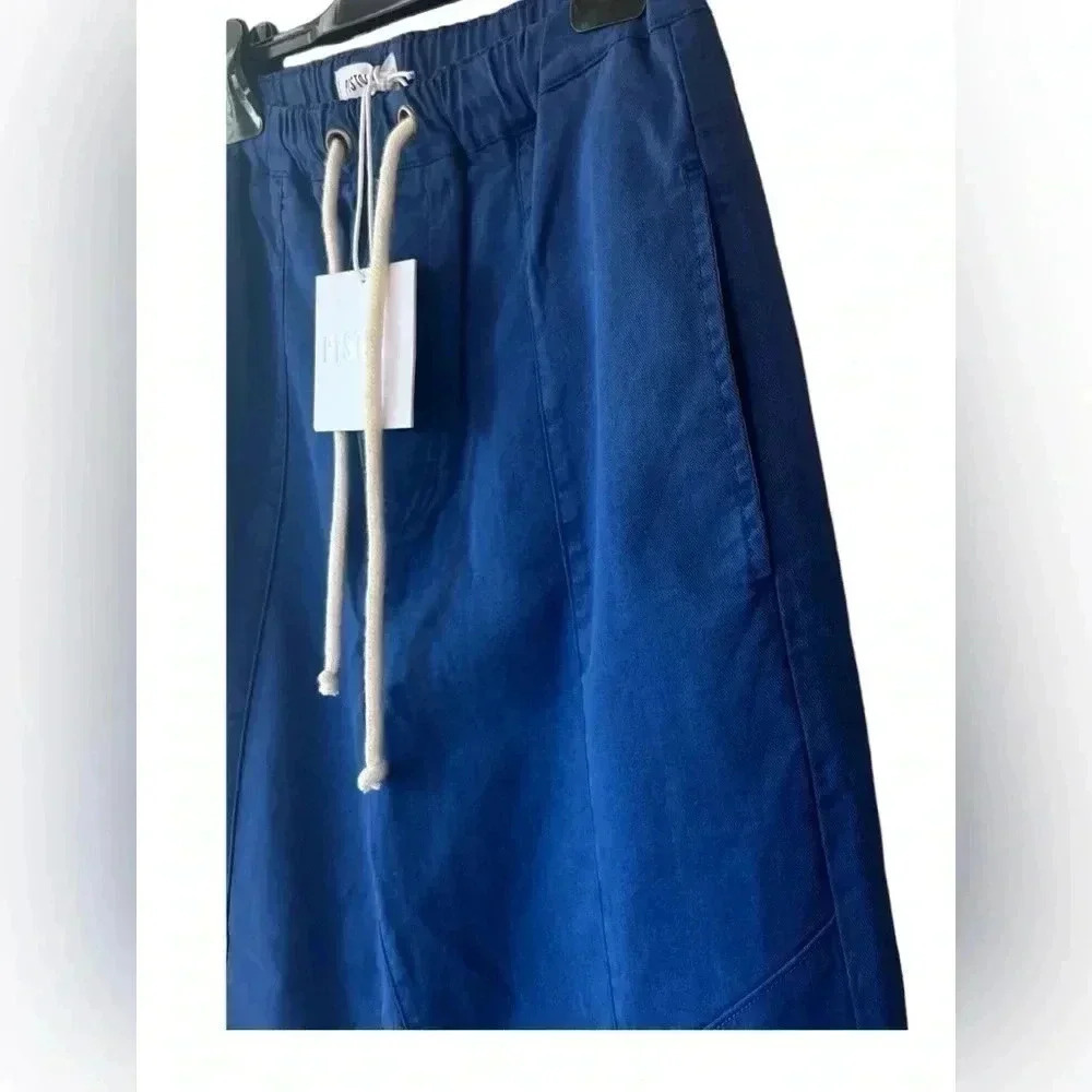 Pistola Women's Size 26 Cropped Paperbag Pants with Drawstring in Navy Blue - Picture 4 of 7